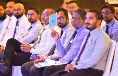 އެމްޓީސީސީގެ ބޯޑަށް އާއްމު ހިއްސާދާރުންގެ ޑިރެކްޓަރުން ހޮވަން ސަރުކާރަށް ވޯޓު ދެވޭ ގޮތަށް ގަވައިދު ބަދަލުކޮށްފި