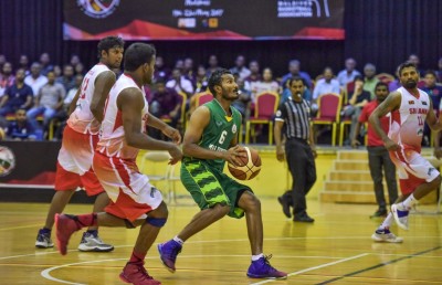 "ބައްޕަ"ގެ ހުވަފެނުގައި ކުޅުންތެރިން ކުލަ ޖައްސައިދީފި