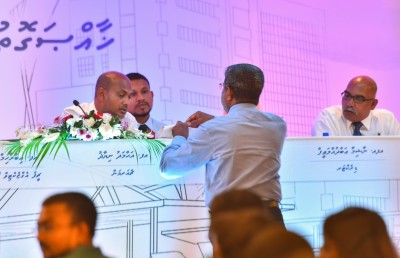 އެމްޓީސީސީގެ ބޯޑަށް އާއްމު ހިއްސާދާރުންގެ ޑިރެކްޓަރުން ހޮވަން ސަރުކާރަށް ވޯޓު ދެވޭ ގޮތަށް ގަވައިދު ބަދަލުކޮށްފި