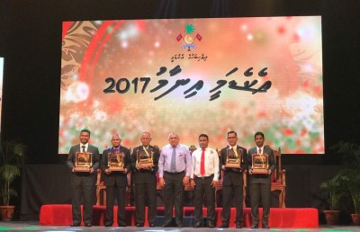 އެކަޑެމީގެ އިނާމު މި އަހަރު ފަސް ބޭފުޅަކަށް