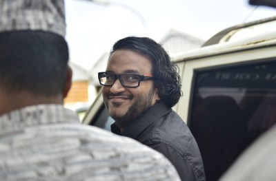 އަދީބާ މެދު އިހުމާލުވަމުންދާ ކަމަށް ބުނެ އެޗްއާރުސީއެމަށް ހުށަހަޅައިފި