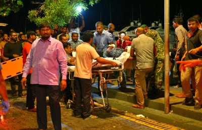 ލޯންޗު އެކްސިޑެންޓުގައި އެންމެ ބޮަޑަށް އަނިޔާވި މީހާ ރާއްޖެއިން ބޭރަށް ގެންދިއުމަށް އާންމުންގެ އެހީތެރިކަމަށް އެދިއްޖެ