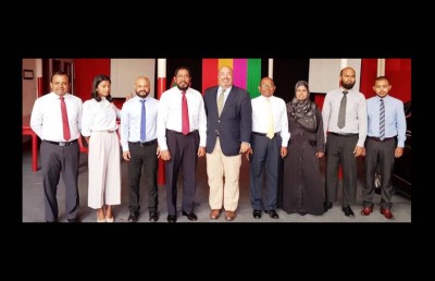 އިދިކޮޅު ފަރާތްތަކުން ޑިމޮކްރަސީ އަށް ކުރާ މަސައްކަތް އެމެރިކާގެ ސަފީރު ފާހަގަކުރައްވައިފި