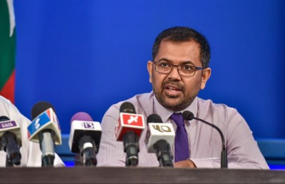 ކޮރަޕްޝަންގެ ތެރޭގައި ދެމިނުތިބެވޭ ގޮތަށް ނިޒާމުތައް އަންނަނީ ބަަދަލުކުރަމުން: ޒަމީރު