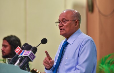 އޭސީސީން އަންނާނެ ކަމެއް ނެތް، އަޅުގަނޑު ބޭނުމީ ހާޒިރުވާން: މައުމޫން