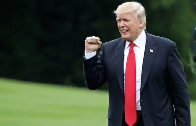 ހިލަރީގެ މައްސަލަ ނުބަލާ ޓްރަމްޕުގެ ތަހުގީގު ހިންގާތީ ކޯފާވެއްޖެ