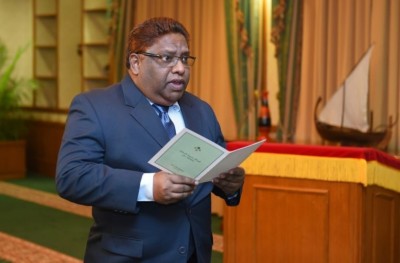 ސުޕްރީމް ކޯޓުގެ ފަނޑިޔާރު އަލީ ހަމީދަށް ހޮސްޕިޓަލުގައި ފަރުވާ ދެނީ