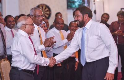 އިދިކޮޅު މީހުން އަރަން އޮތް "ގާ" އޮތީ ފަޅިފަޅި ވެފައި: ރައީސް