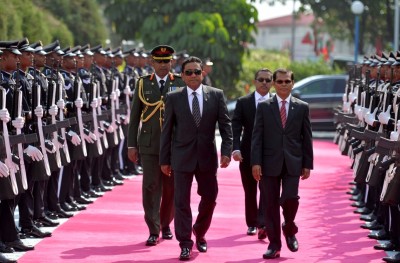 މޮޅުކަންތަ؟ ނުބައިކަންތަ؟ ފުނޑާލުންތަ؟