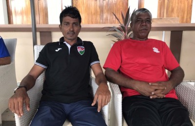 ގައުމީ ފުޓްބޯޅަ ޓީމުގެ ދޮރު ހުޅުވާލި އޭދަފުށީ ވާހިދު