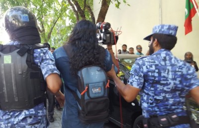 ފުލުހުން މަޖިލިހުގެ އިދާރާ އަށް ވަދެ ގަދަކަމުން މެމްބަރުން ނެރެފި