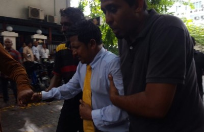 ފުލުހުން މަޖިލިހުގެ އިދާރާ އަށް ވަދެ ގަދަކަމުން މެމްބަރުން ނެރެފި