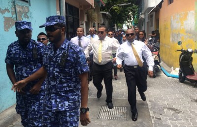 ފުލުހުން މަޖިލިހުގެ އިދާރާ އަށް ވަދެ ގަދަކަމުން މެމްބަރުން ނެރެފި