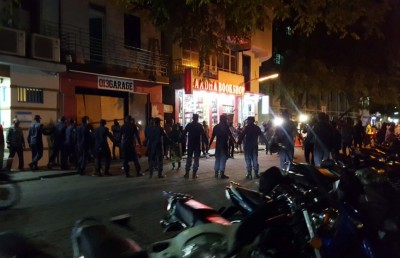 ކުނޫޒަށް ވަނަ ނުދިނުމުން އިދިކޮޅު މެމްބަރުން އެމްޑީޕީ އޮފީސް ކުރިމަތީ ފަށައިފި