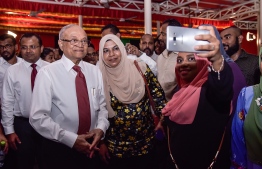 ޝަހުސް އޮޅުވާލީ ފާރިސްއެއް ނޫން، ޕީޕީއެމް ހައިޖެކްކުރި ޕީއޭ މީހުން: މައުމޫން