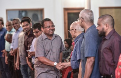 ރައީސް ޔާމީންގެ އަތުގައި މިހާރު އޮތީ "ފަނޑިޔާރުންގެ ކާޑު" އެކަނި: ރިޔާޒް