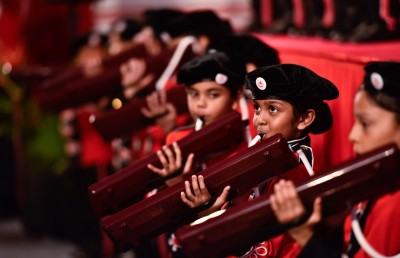 އިސްކަންދަރު ސްކޫލުން އެއް ވަނަ ލަޔާލް އަށް