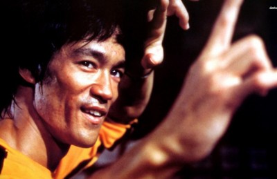 ބްރޫސް ލީއާ ބެހޭ ގޮތުން އުފައްދާ "ލިޓްލް ޑްރަގަން" ގެ މިއުޒިކް އޭއާރް ރަހްމާނަށް