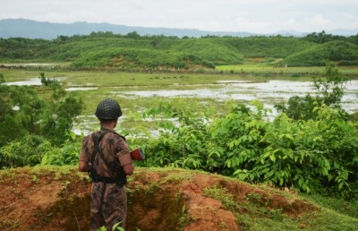 މިއަންމާ އިން ފިލަންދާ މުސްލިމުން ގަޔަށް ބަޑިޖަހަނީ