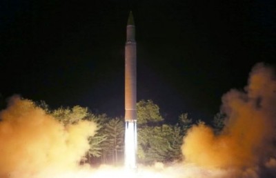 ނޯތު ކޮރެއާ އިން ތިން މިސައިލެއް ޓެސްޓްކޮށްފި