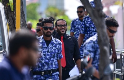 ފުރާނަ އަށް ނުރައްކާވެފައިވާ އިރު ޝަރީއަތް ކުރިއަށް ގެންދަނީ ކީއްވެގެންތޯ އަދީބު ސުވާލު ކުރައްވައިފި!