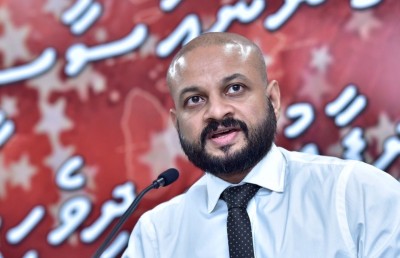 އެންމެ ސިކުންތަކަށް ވެސް ފާރިސް ބަންދުގައި ބެހެއްޓުމަކީ އަނިޔާވެރިވުން: އިދިކޮޅު ޕާޓީތައް