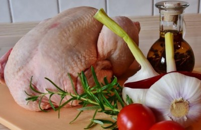 ރޯނުފިލާ ހުންނަ ކުކުޅުން ޔޫރިން އިންފެކްޝަން ޖެހިދާނެތަ؟