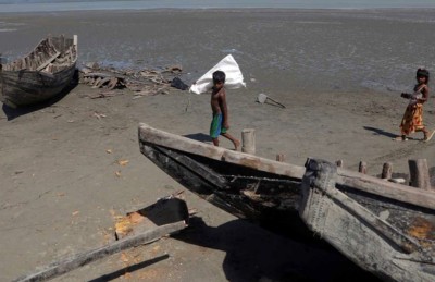 ރޮހިންޖާ ރެފިއުޖީން އުފުލާ ބޯޓުތައް ބަންގްލަދޭޝް އިން ހަލާކުކޮށްލައިފި