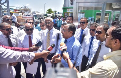 އެންމެ ކެންޑިޑޭޓެއްތަ؟ ނުވަތަ ގިނަ ކެންޑިޑޭޓުންތަ؟