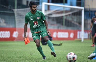 ފޭދޫ އިއްބެ އަލުން ގައުމީ ޓީމަށް