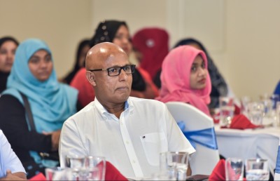 ކޯޓުގެ ހުރުމަތް ކެނޑުމުން، ސިންގަޕޫރު ހައި ކޯޓުން އޭޑީކޭ ނާޝިދު 12،000 ޑޮލަރުން ޖޫރިމަނާކޮށްފި