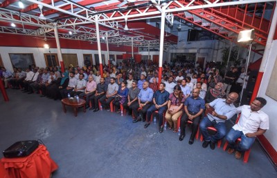 ކެންޑިޑޭޓް ދައްކައިފިއްޔާ ޖަލަށް ލާނެ، ބޭނުން ވަނީ ރައީސް ޔާމީން ސިއްސުވާލަން: ރިޔާޒް