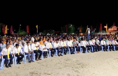 އިހްސާންތެރިކަމުގެ އަގު އަދާކުރަން ގޮވާއިރު ހުވަދޫ ރައްޔިތުންނަށް ދެނީ ނިކަމެތިކަން: ޝާހިދު