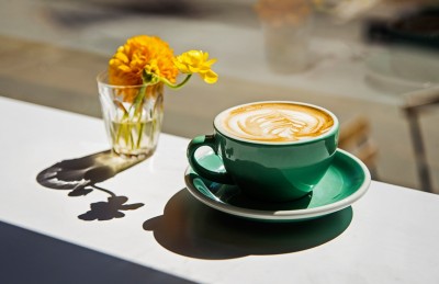 ދުވާލަކު ތިން ޖޯޑު ކޮފީ ބުއިމުން ގެއްލުމަށް ވުރެ ފައިދާ ބޮޑު