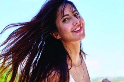 ޝާހްރުކްގެ ޑުވޯފް ފިލްމުގެ ނަމަކީ "ކެޓުރީނާ މޭރީ ޖާން"