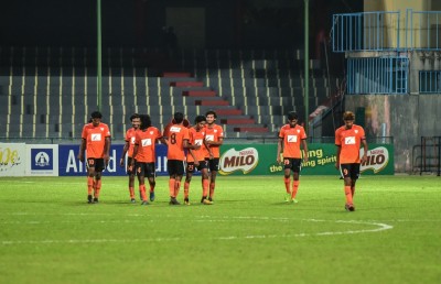 ނިއުގެ ތައުރީފާ އެކު އީގަލްސްގެ ޒުވާން ޓީމަށް ހިތްވަރެއް