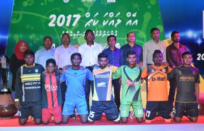 އެއްލައްކަ ކަޕް ހުޅުވައިދޭނީ ބާރަލާ އާއި އެޗް.އެން