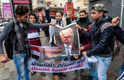 އެމެރިކާއާ ދެކޮޅު ހަމަނުޖެހުންތަކުގައި ފަލަސްތީނުގެ އެތައް ބަޔަކު ޒަޚަމްވެއްޖެ