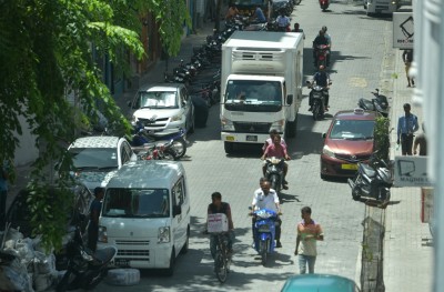 ވިލާ ޓްރޭޑް ސެންޓަރުން ވައްކަން ކުރަން އުޅުނު ހަތަރު މީހަކު ހައްޔަރުކޮށްފި