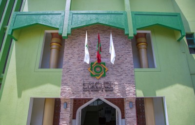 އައިޔޫއެމް އިން 14 ބުރީގެ ޓަވަރު އަޅާނެ ބަޔަކު ހޯދަނީ