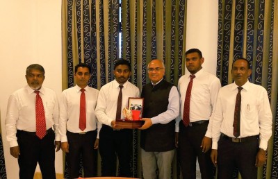 ބޭރުގެ ސަފީރުން ޚާރިޖީ ވާހަކަ ދައްކަވަން ޖެހޭނީ ރަށްރަށަކު ނޫން: ރައީސް