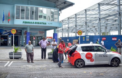 ހުޅުމާލޭ ފެރީ ޓާމިނަލަށް ޓެކްސީ ވަނުން މަނާކުރުމުން ޓްރެފިކް ތޮއްޖެހެނީ