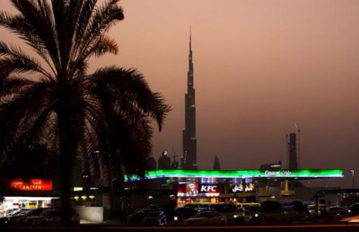 ސައޫދީ އާއި ޔޫއޭއީން މުދަލާއި ހިދުމަތުގެ އަގުން ޓެކްސް ނަގަން ފަށައިފި