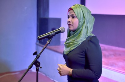 ނަހުލާ "ފިލްމަކަށް ވުރެ ބޮޑު" ޕްރޮޖެކްޓެއްގައި