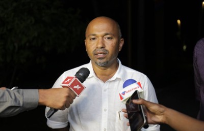 އޯލް އިންކުލޫސިވް ޕެކޭޖްގައި އައިސްތިބި ބައިވަރު ގެސްޓުން އެބަތިބި