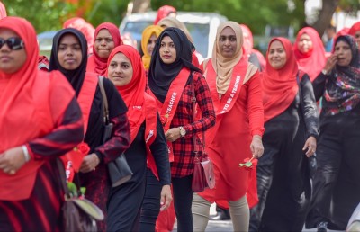އޮޅުންބޮޅުން- ވަޒީފާގެ މާރުކޭޓު