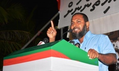 އިމްރާނަށް ރައީސް ދެއްވި އިރުޝާދަކީ ނާޒިމްގެ ގާނޫނީ ޓީމާ ގުޅިވަޑައިގަތުން: ތަރުޖަމާން