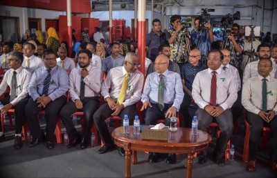 އިމްރާން ޖަލުގައި ހުންނެވުމަކީ ދިވެހި ތާރީޚުގައި ޖެހޭ ބޮޑު ލައްގަނޑެއް: މައުމޫން