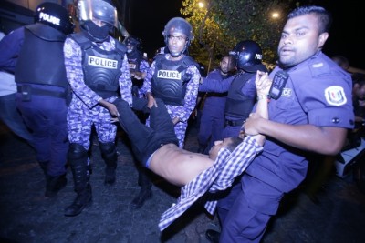 މުޒާހަރާ ހޫނުވެ މަހުލޫފު ހައްޔަރުކޮށްފި