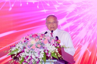 ދިއްގަރު ދާއިރާގެ ކުރީގެ މެންބަރު ނާޒިމްގެ އަގުވަޒަން ކުރަން ޖެހޭ: މައުމޫނު